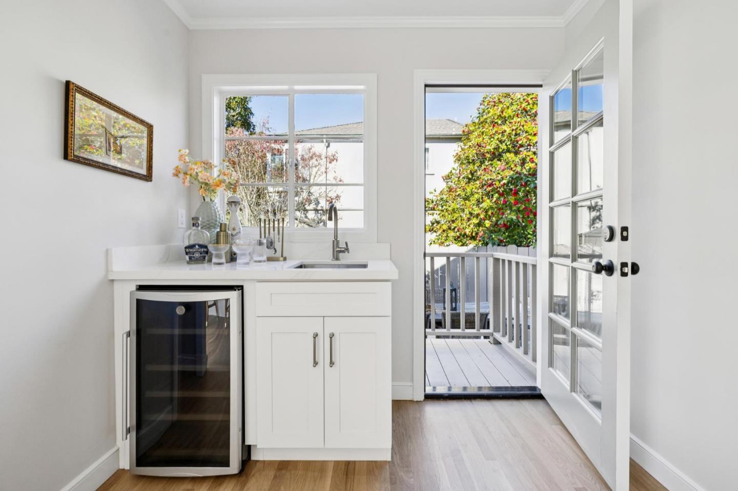 Detail Gallery Image 27 of 89 For 22 De Sabla Rd, San Mateo,  CA 94402 - 2 Beds | 2/1 Baths