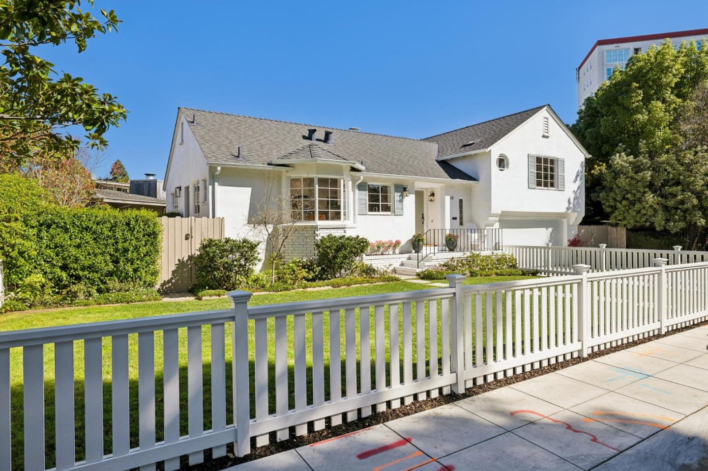 22 De Sabla Road, San Mateo, CA, 94402