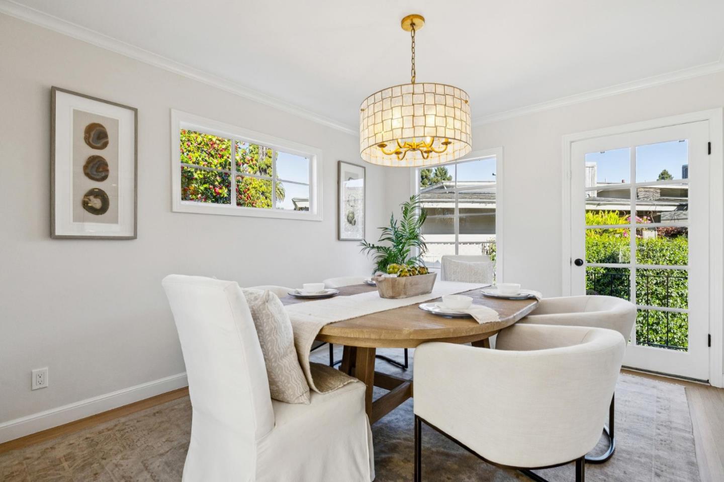 Detail Gallery Image 35 of 89 For 22 De Sabla Rd, San Mateo,  CA 94402 - 2 Beds | 2/1 Baths