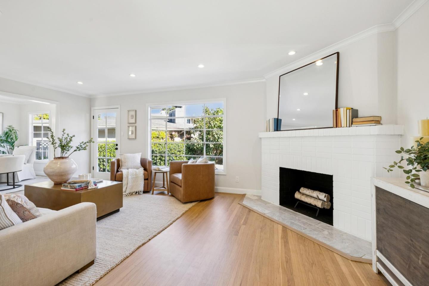 Detail Gallery Image 49 of 89 For 22 De Sabla Rd, San Mateo,  CA 94402 - 2 Beds | 2/1 Baths