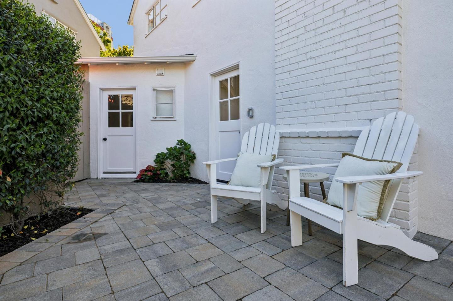 Detail Gallery Image 70 of 89 For 22 De Sabla Rd, San Mateo,  CA 94402 - 2 Beds | 2/1 Baths