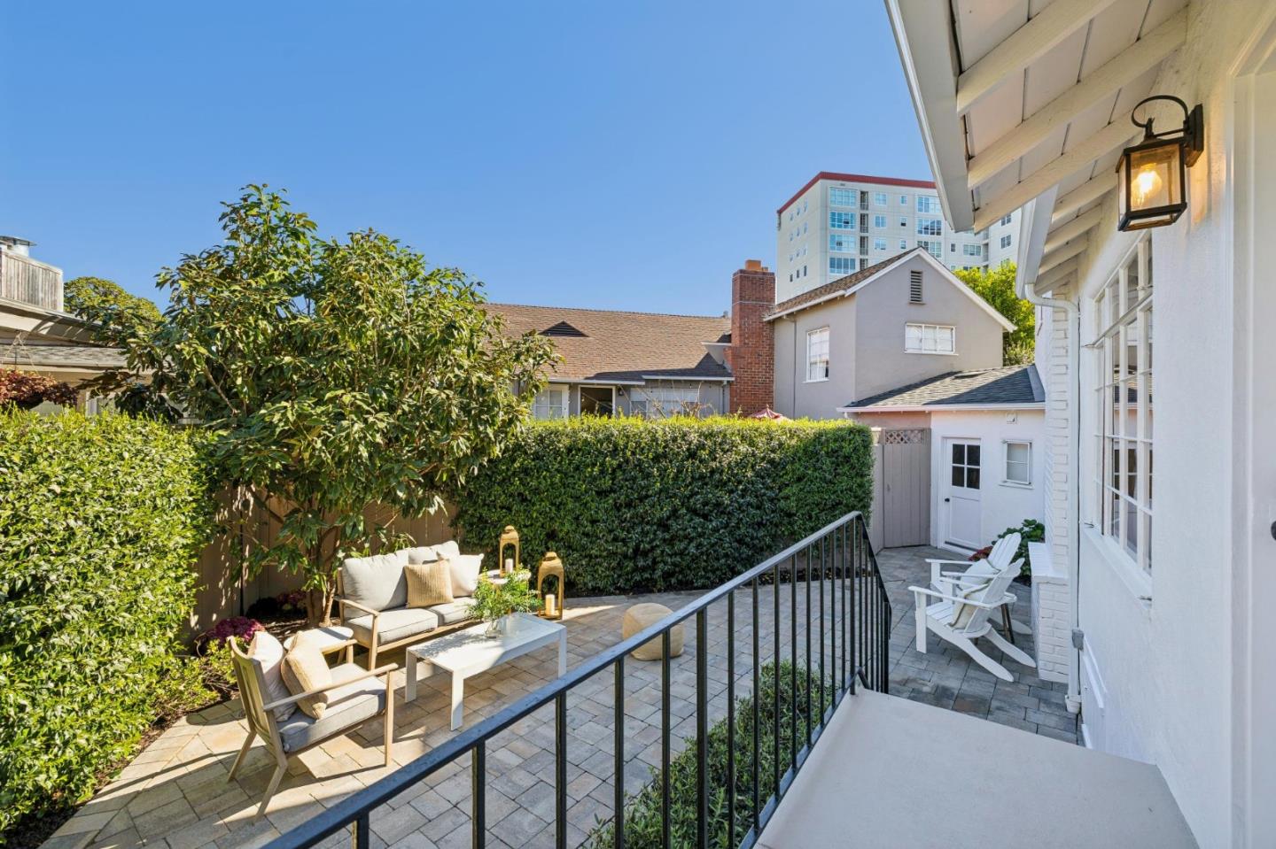 Detail Gallery Image 80 of 89 For 22 De Sabla Rd, San Mateo,  CA 94402 - 2 Beds | 2/1 Baths