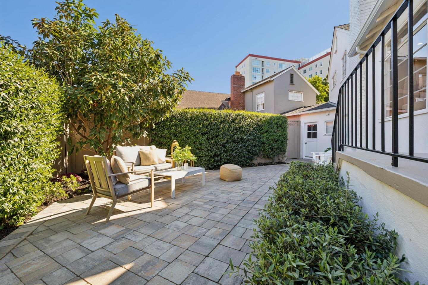 Detail Gallery Image 84 of 89 For 22 De Sabla Rd, San Mateo,  CA 94402 - 2 Beds | 2/1 Baths