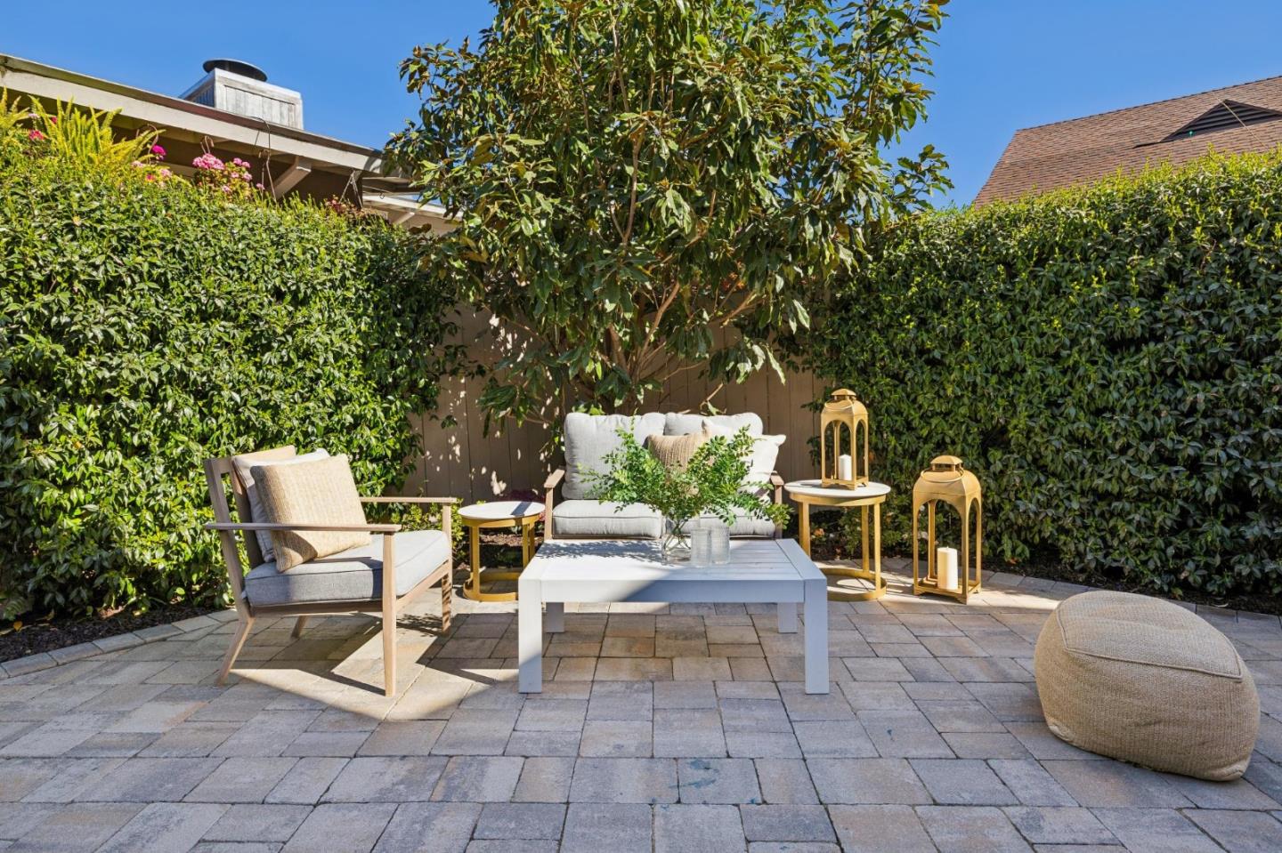 Detail Gallery Image 85 of 89 For 22 De Sabla Rd, San Mateo,  CA 94402 - 2 Beds | 2/1 Baths