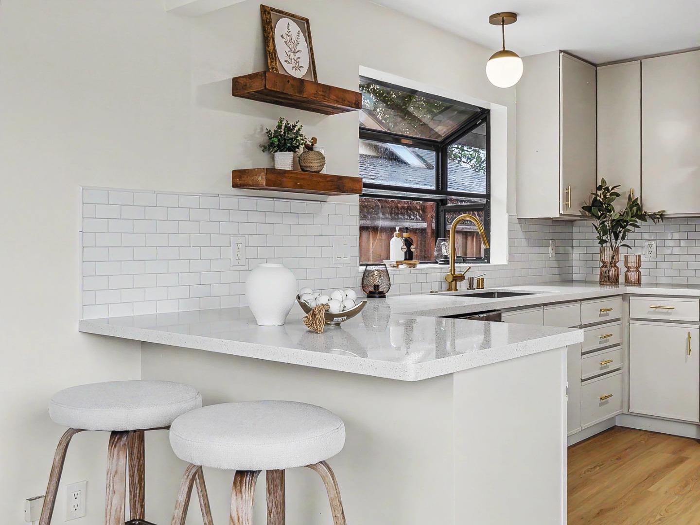 Detail Gallery Image 6 of 36 For 435 Cypress Ave, Santa Clara,  CA 95050 - 3 Beds | 2 Baths