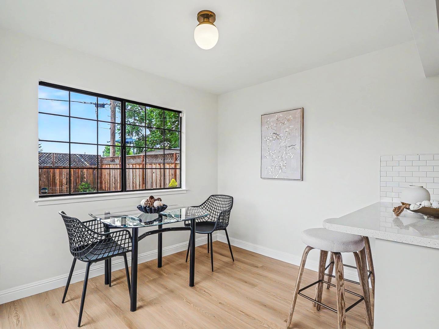 Detail Gallery Image 8 of 36 For 435 Cypress Ave, Santa Clara,  CA 95050 - 3 Beds | 2 Baths