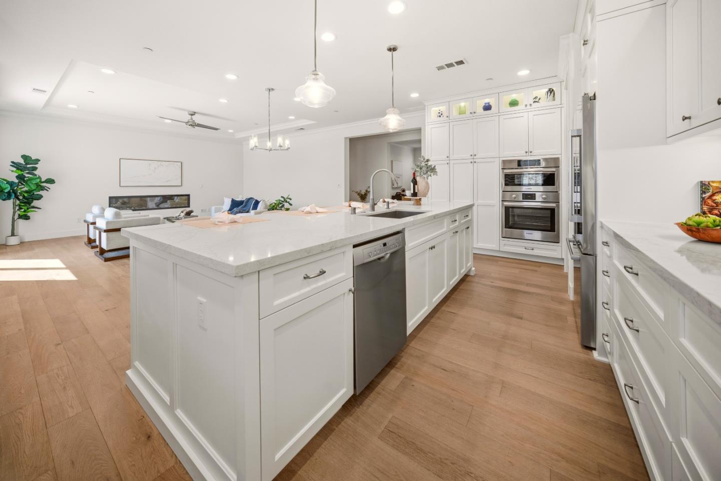 Detail Gallery Image 11 of 48 For 1181 Mcclellan St, Hollister,  CA 95023 - 2 Beds | 2 Baths