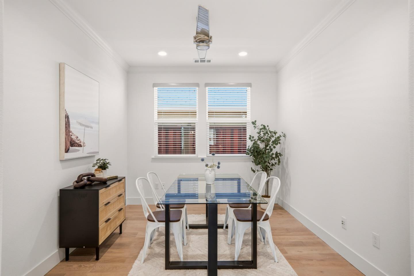 Detail Gallery Image 22 of 48 For 1181 Mcclellan St, Hollister,  CA 95023 - 2 Beds | 2 Baths