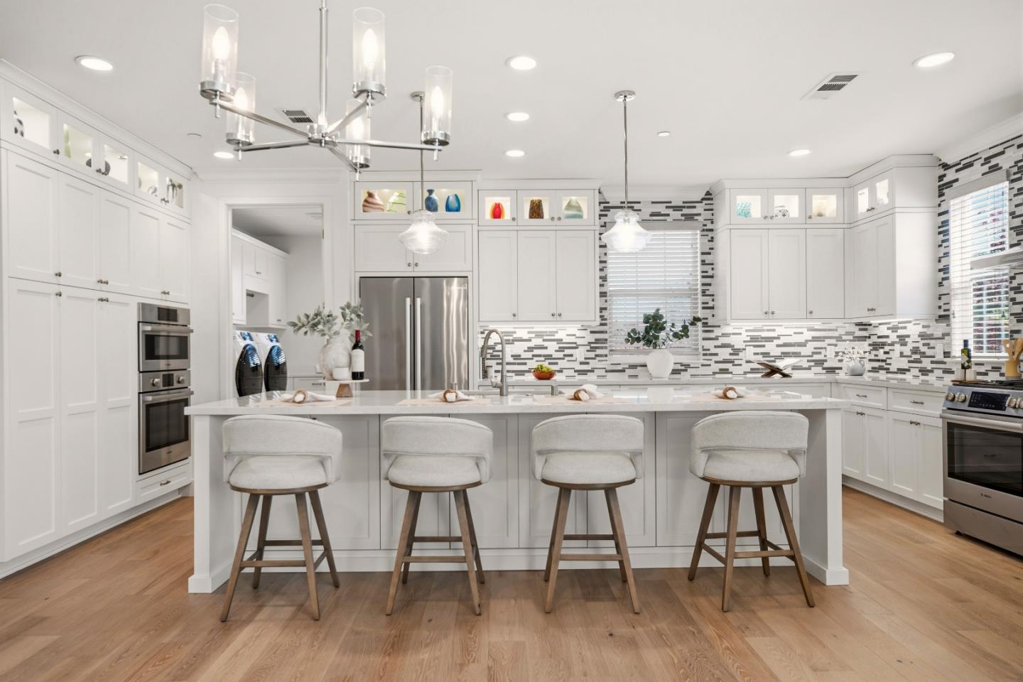 Detail Gallery Image 7 of 48 For 1181 Mcclellan St, Hollister,  CA 95023 - 2 Beds | 2 Baths