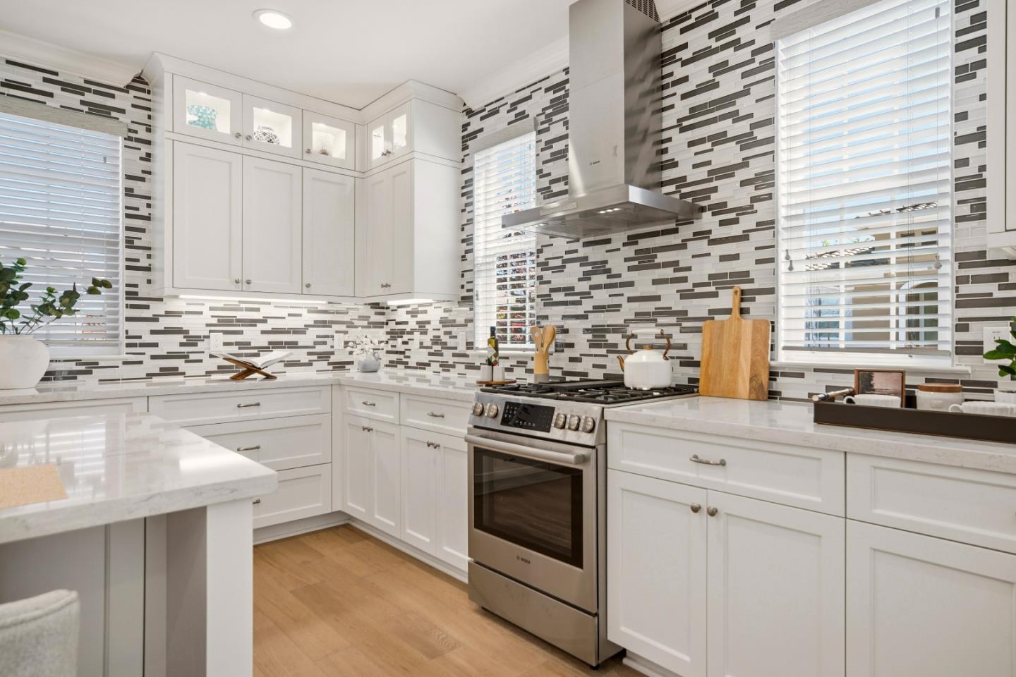 Detail Gallery Image 9 of 48 For 1181 Mcclellan St, Hollister,  CA 95023 - 2 Beds | 2 Baths