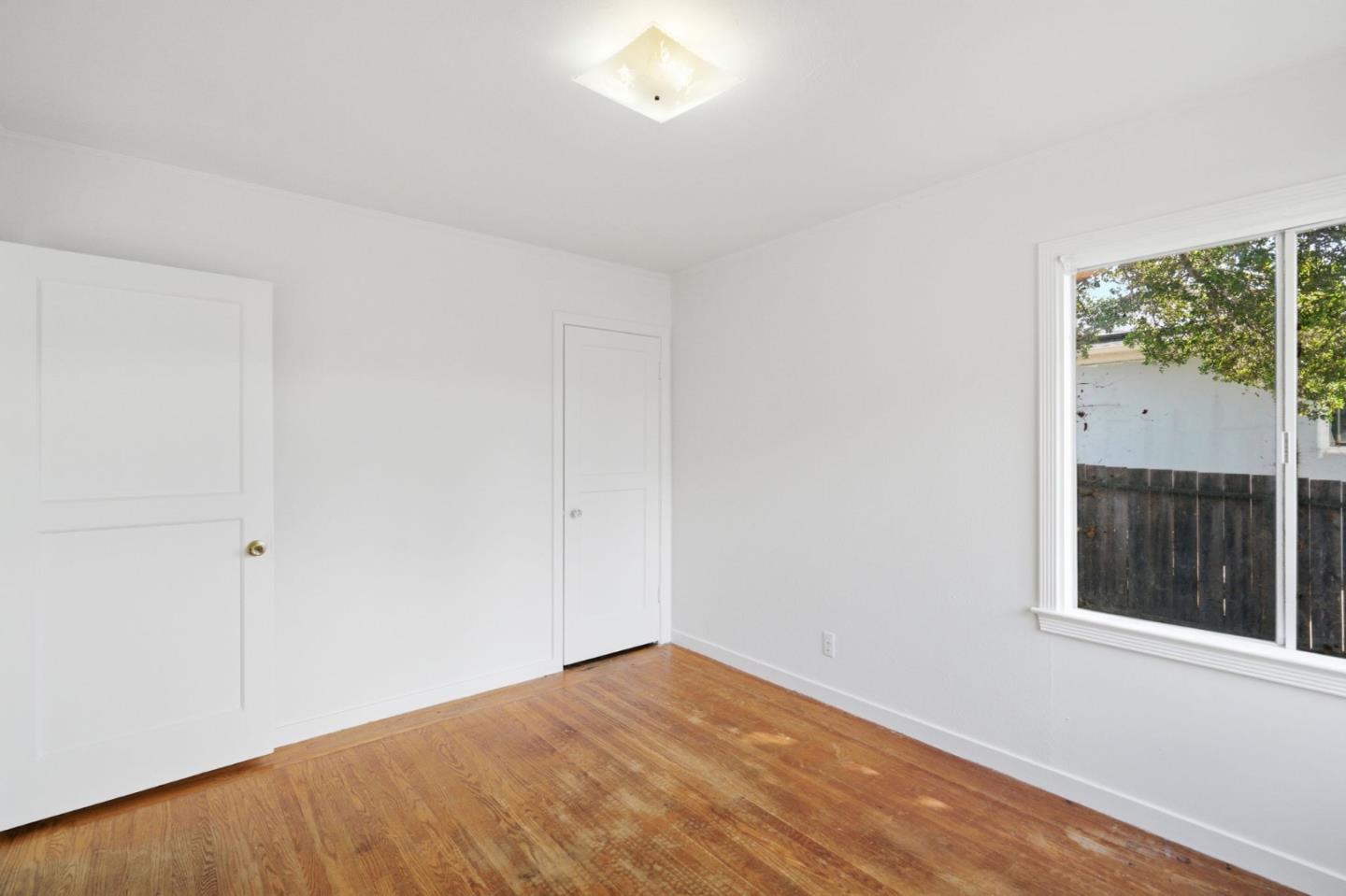 Detail Gallery Image 12 of 22 For 507 Lomita Ave, Millbrae,  CA 94030 - 3 Beds | 1 Baths