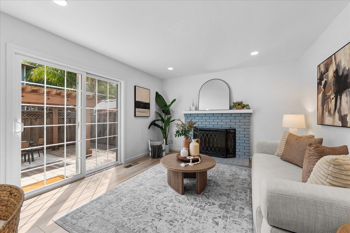 Detail Gallery Image 15 of 33 For 1729 Milton St, Redwood City,  CA 94061 - 3 Beds | 2 Baths