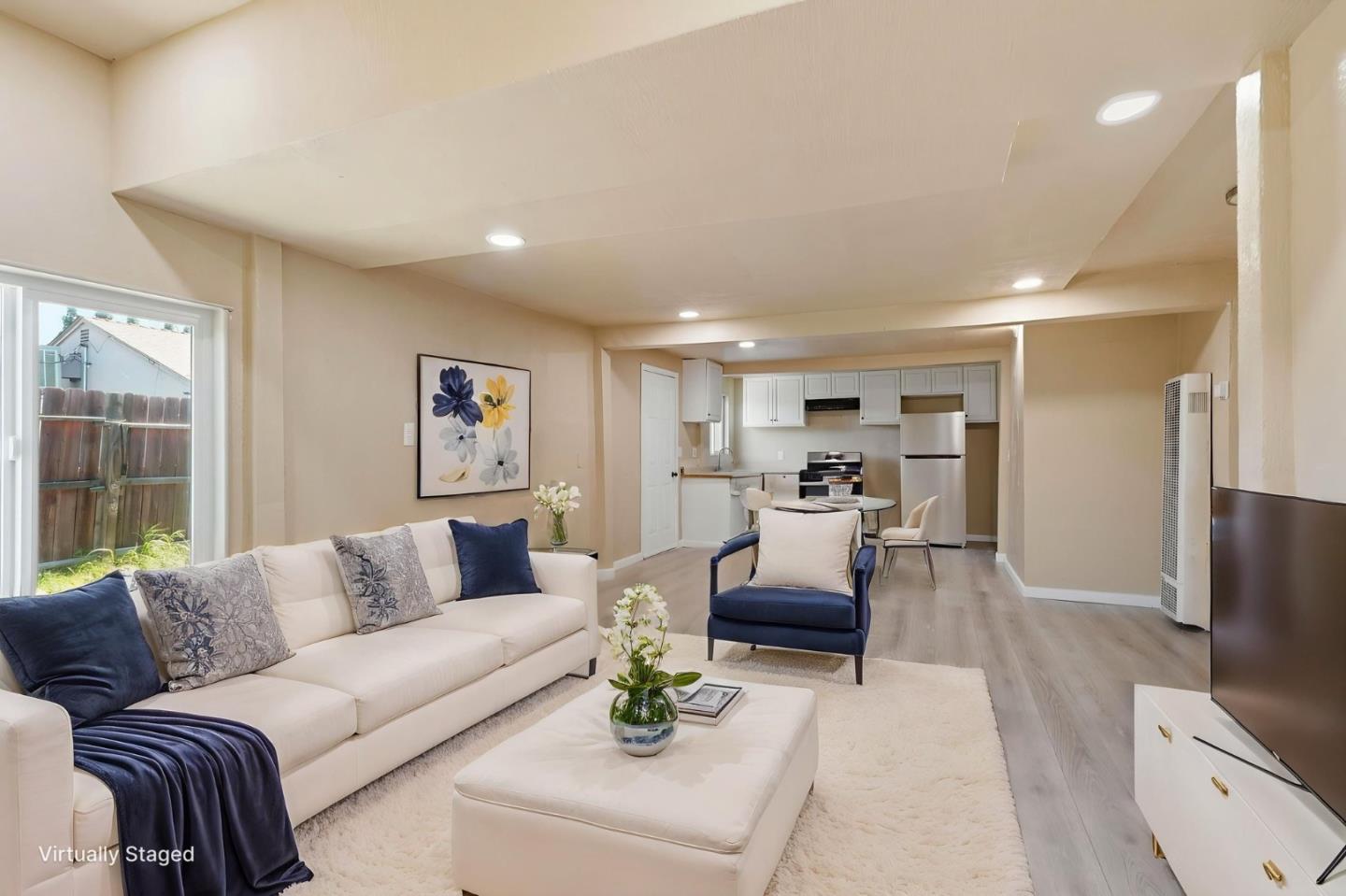 Detail Gallery Image 17 of 35 For 333 W 4th St, Stockton,  CA 95206 - 5 Beds | 2 Baths