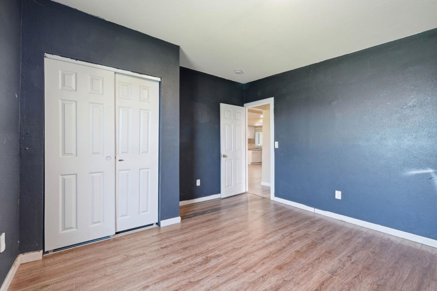 Detail Gallery Image 27 of 35 For 333 W 4th St, Stockton,  CA 95206 - 5 Beds | 2 Baths