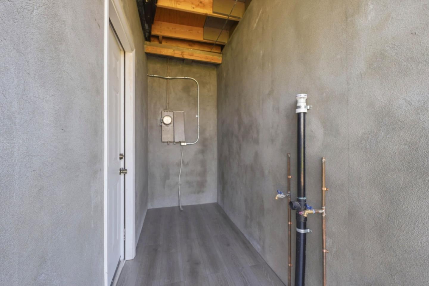 Detail Gallery Image 31 of 35 For 333 W 4th St, Stockton,  CA 95206 - 5 Beds | 2 Baths