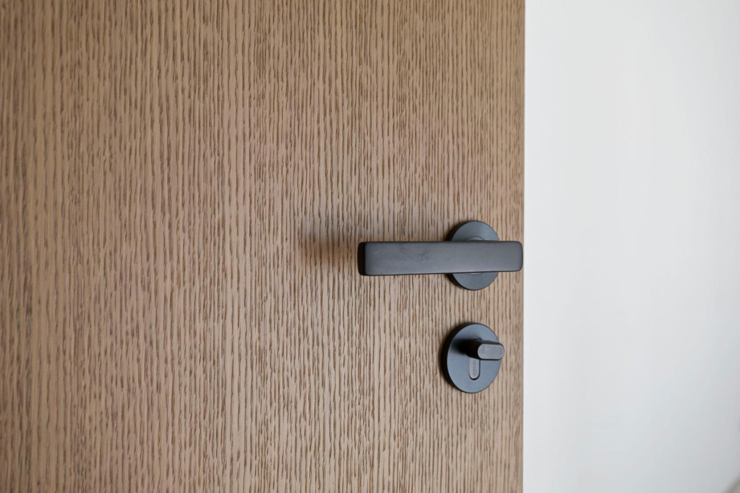 Detail Gallery Image 15 of 21 For 18 Bel Aire Ln, San Mateo,  CA 94402 - 5 Beds | 4/1 Baths