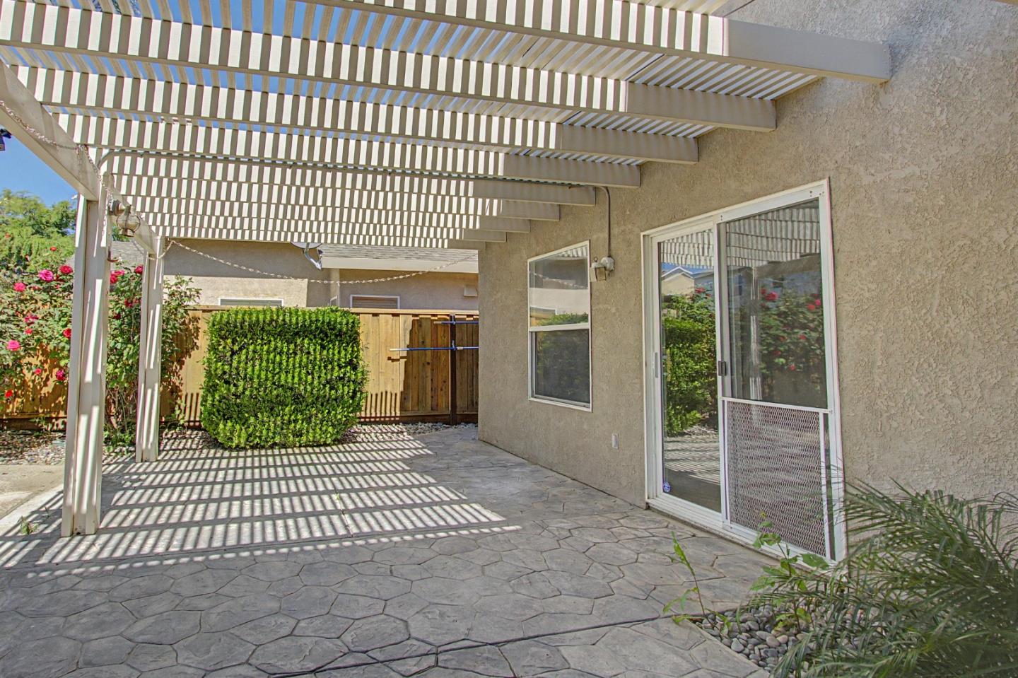 Detail Gallery Image 17 of 57 For 1753 Mills, Los Banos,  CA 93635 - 4 Beds | 3 Baths