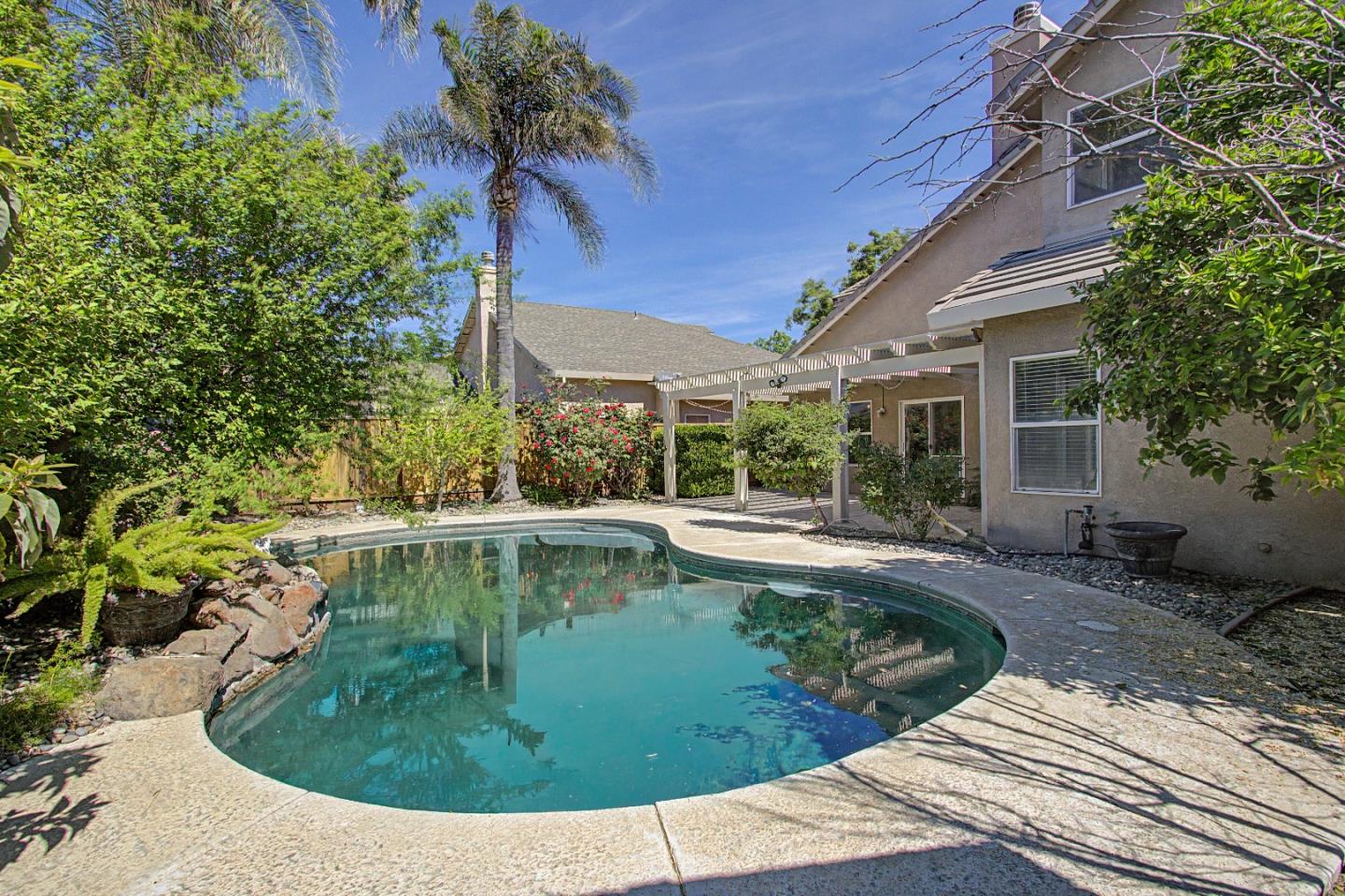 Detail Gallery Image 20 of 57 For 1753 Mills, Los Banos,  CA 93635 - 4 Beds | 3 Baths