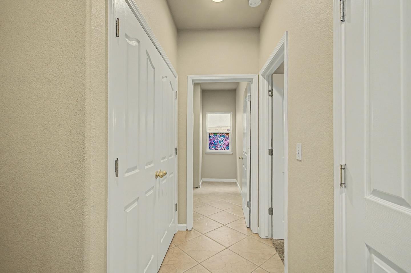 Detail Gallery Image 21 of 57 For 1753 Mills, Los Banos,  CA 93635 - 4 Beds | 3 Baths