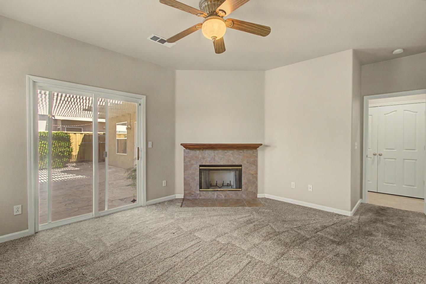 Detail Gallery Image 23 of 57 For 1753 Mills, Los Banos,  CA 93635 - 4 Beds | 3 Baths