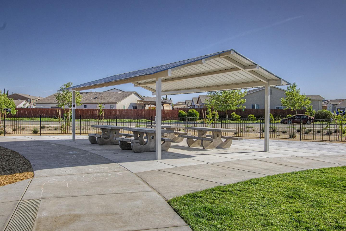 Detail Gallery Image 41 of 57 For 1753 Mills, Los Banos,  CA 93635 - 4 Beds | 3 Baths