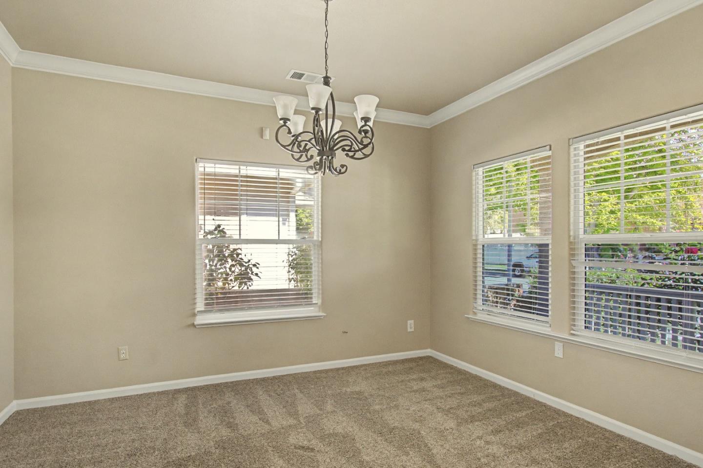 Detail Gallery Image 42 of 57 For 1753 Mills, Los Banos,  CA 93635 - 4 Beds | 3 Baths