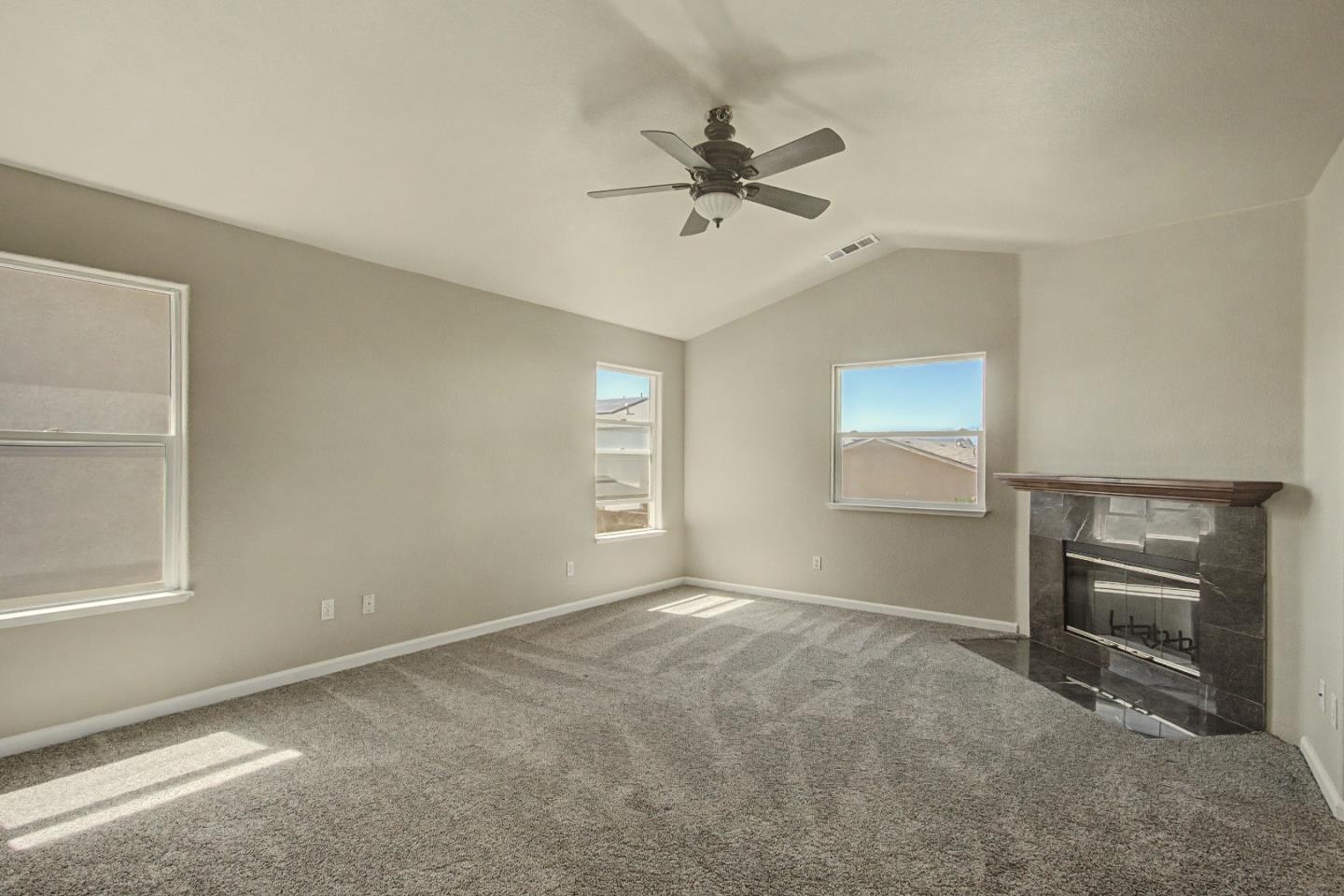 Detail Gallery Image 43 of 57 For 1753 Mills, Los Banos,  CA 93635 - 4 Beds | 3 Baths