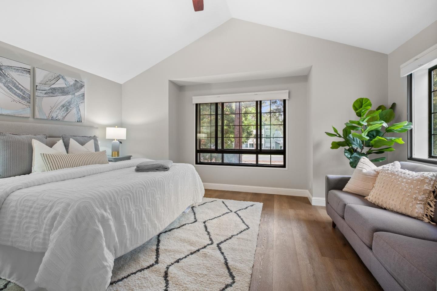 Detail Gallery Image 19 of 43 For 1578 Shanghai Cir, San Jose,  CA 95131 - 3 Beds | 2/1 Baths