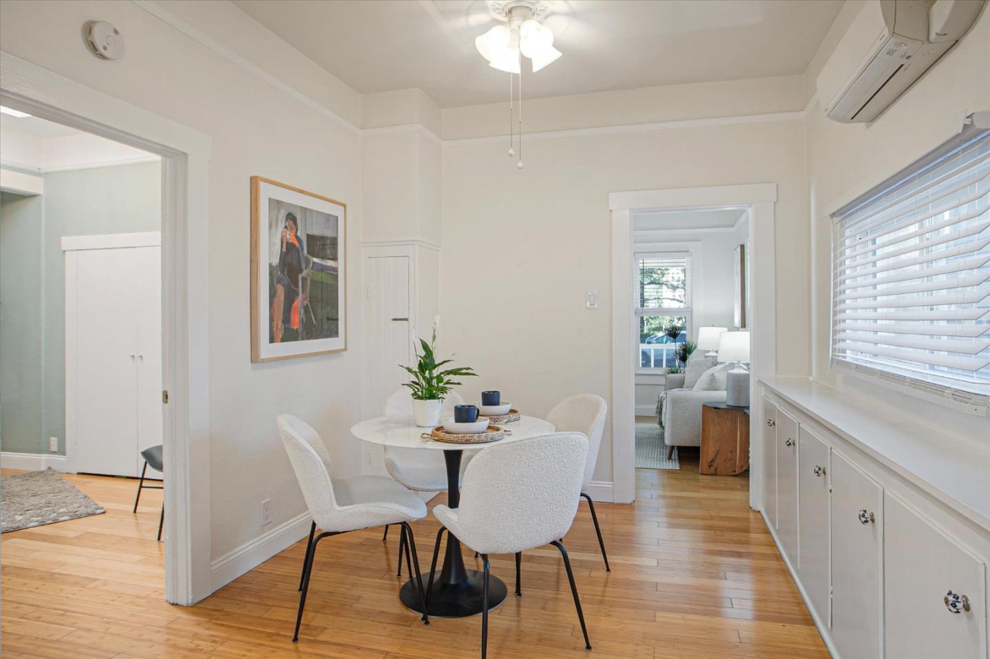 Detail Gallery Image 13 of 53 For 15 &15 1/2 Stacia St, Los Gatos,  CA 95030 - 5 Beds | 3 Baths