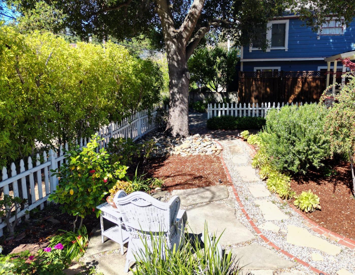 Detail Gallery Image 6 of 53 For 15 &15 1/2 Stacia St, Los Gatos,  CA 95030 - 5 Beds | 3 Baths