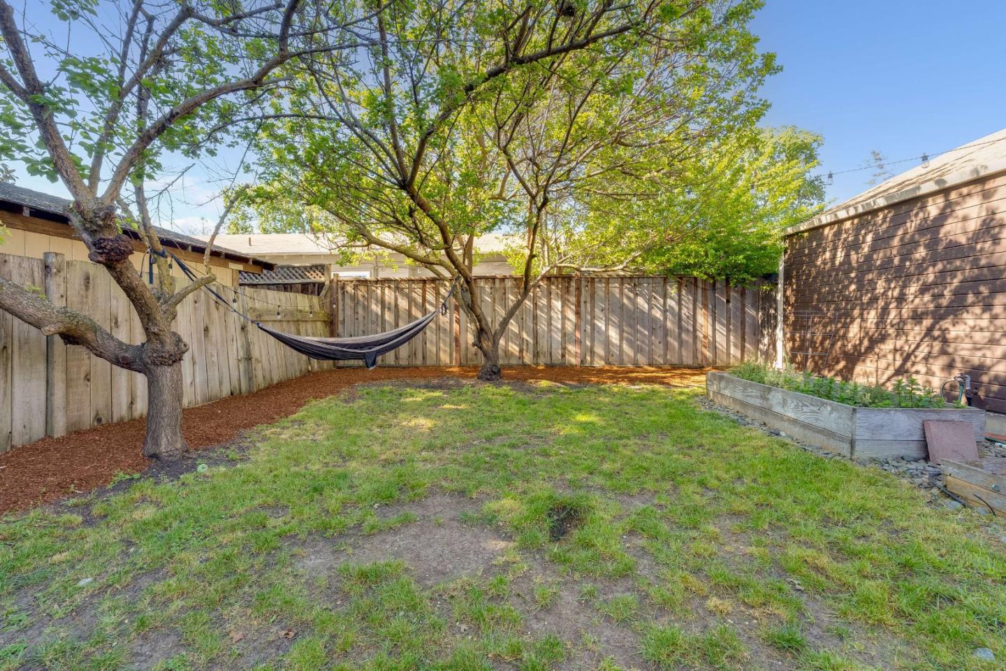 Detail Gallery Image 33 of 37 For 798 Hudson St, Redwood City,  CA 94061 - – Beds | – Baths