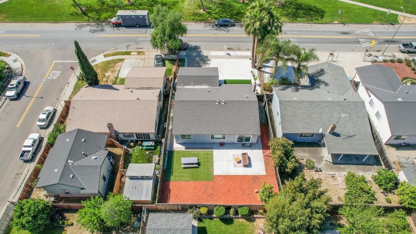 Detail Gallery Image 4 of 36 For 1278 Leeward Dr, San Jose,  CA 95122 - 4 Beds | 2 Baths