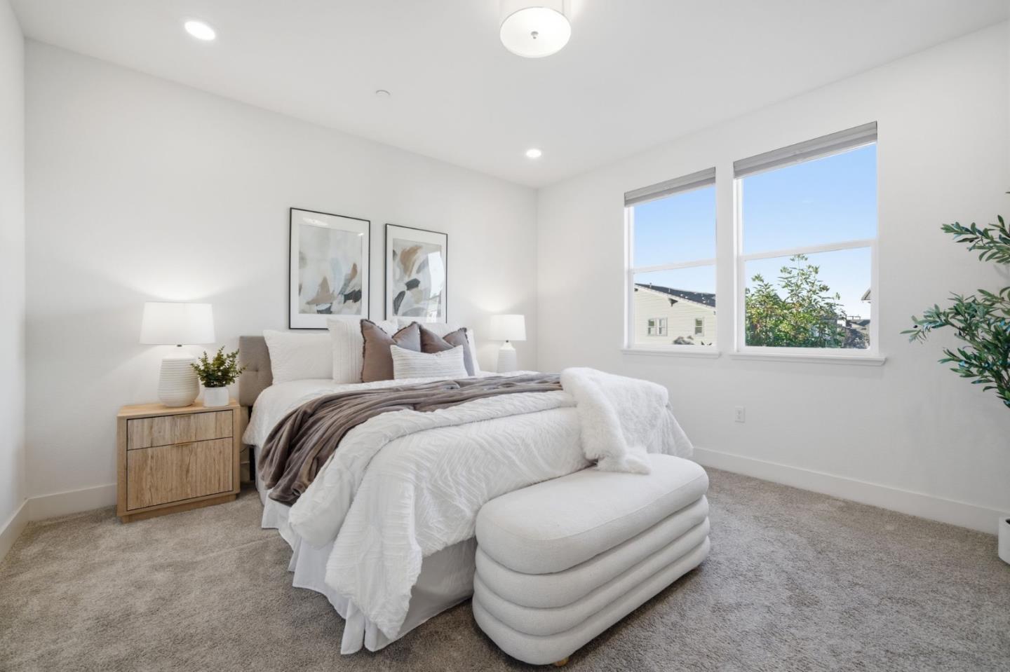 Detail Gallery Image 12 of 59 For 2235 Mora Pl, Mountain View,  CA 94040 - 3 Beds | 3/1 Baths