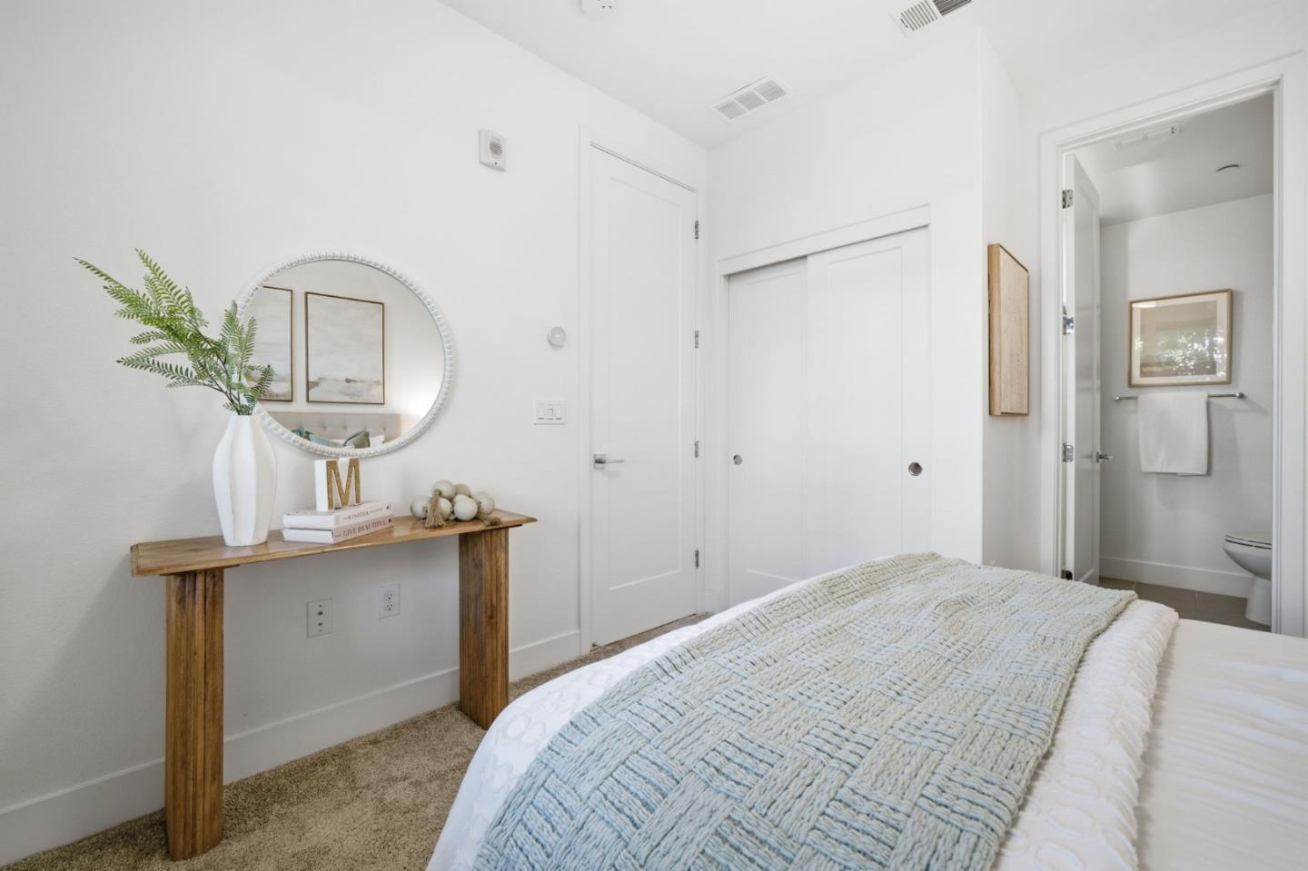 Detail Gallery Image 5 of 59 For 2235 Mora Pl, Mountain View,  CA 94040 - 3 Beds | 3/1 Baths