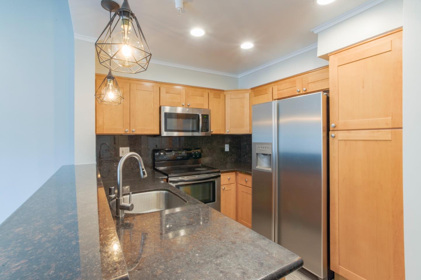 Detail Gallery Image 4 of 29 For 39224 Guardino Dr #308,  Fremont,  CA 94538 - 1 Beds | 1 Baths