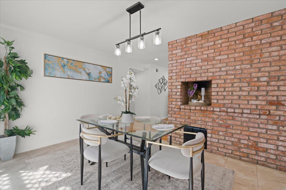 Detail Gallery Image 11 of 45 For 1487 Larkin Ave, San Jose,  CA 95129 - 5 Beds | 3 Baths