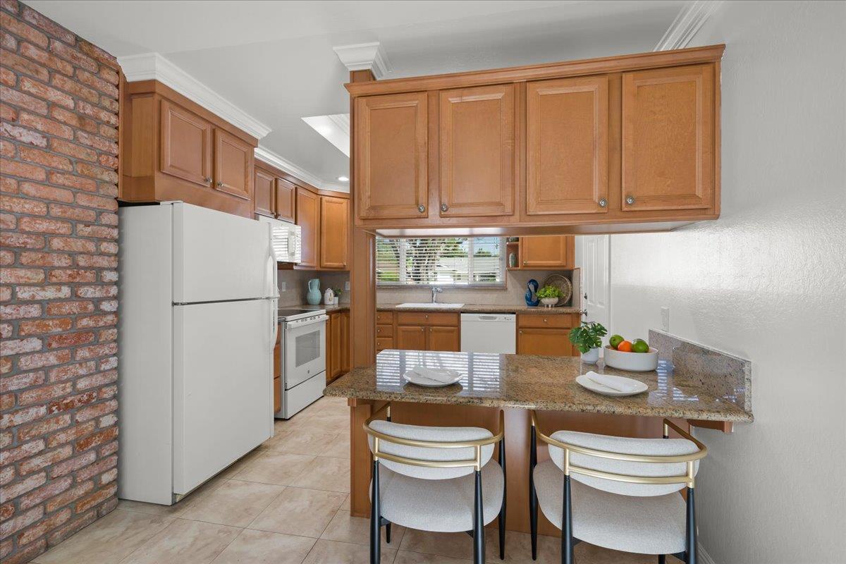 Detail Gallery Image 13 of 45 For 1487 Larkin Ave, San Jose,  CA 95129 - 5 Beds | 3 Baths