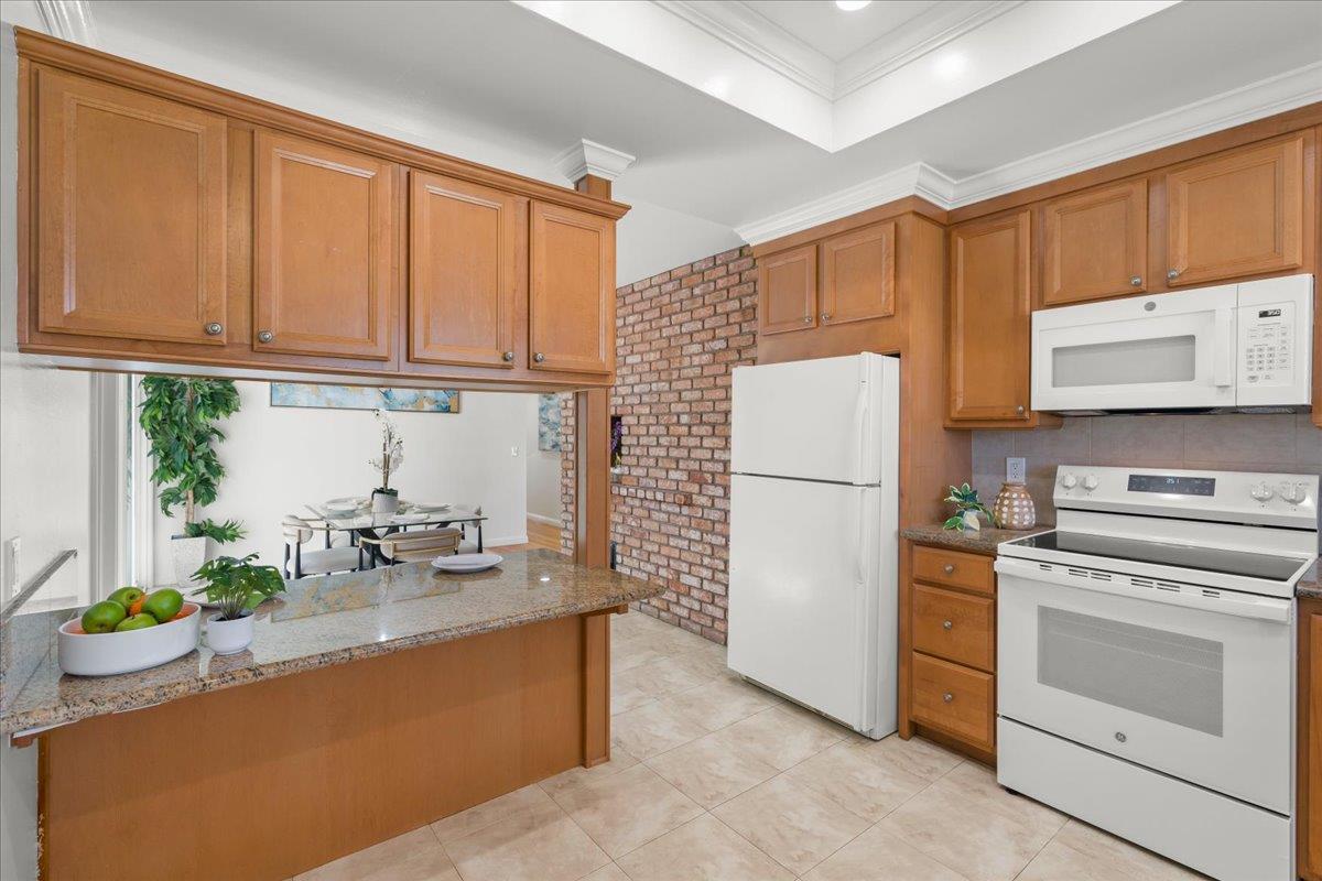 Detail Gallery Image 16 of 45 For 1487 Larkin Ave, San Jose,  CA 95129 - 5 Beds | 3 Baths