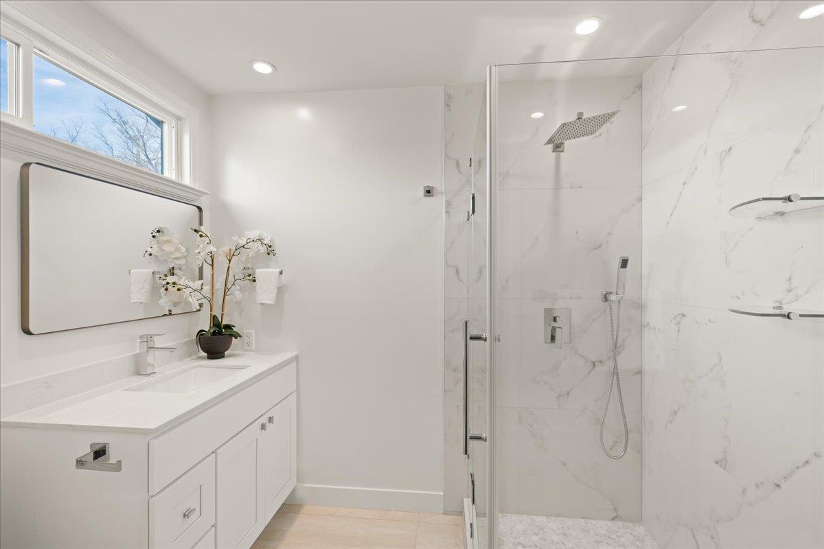 Detail Gallery Image 35 of 45 For 1487 Larkin Ave, San Jose,  CA 95129 - 5 Beds | 3 Baths