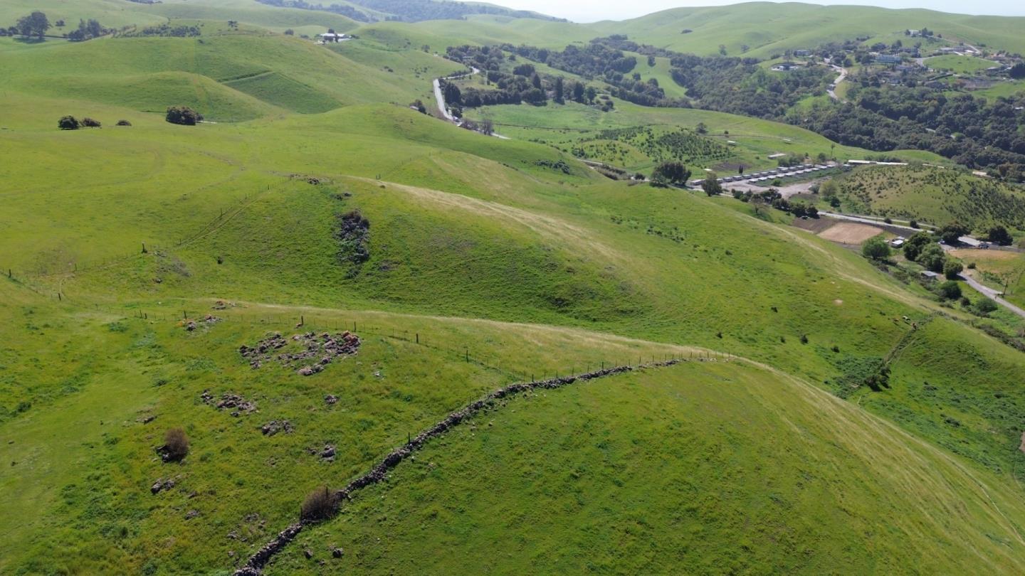 Detail Gallery Image 10 of 15 For 3463 Calaveras Rd, Milpitas,  CA 95035 - – Beds | – Baths