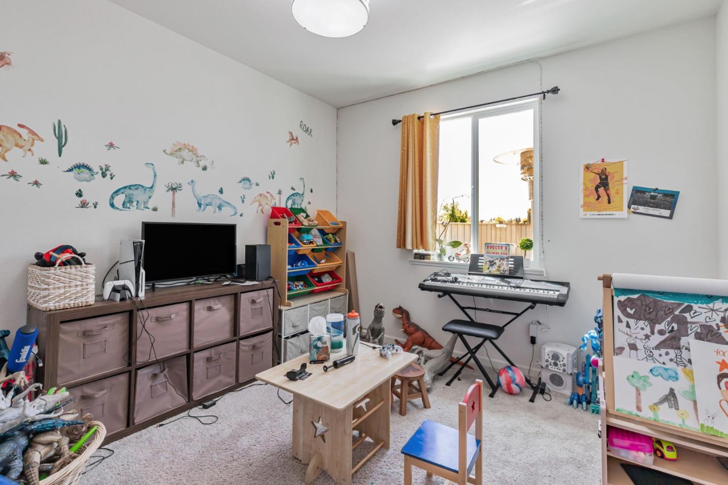 Detail Gallery Image 17 of 28 For 2880 Grayson Ct, Hollister,  CA 95023 - 4 Beds | 2 Baths