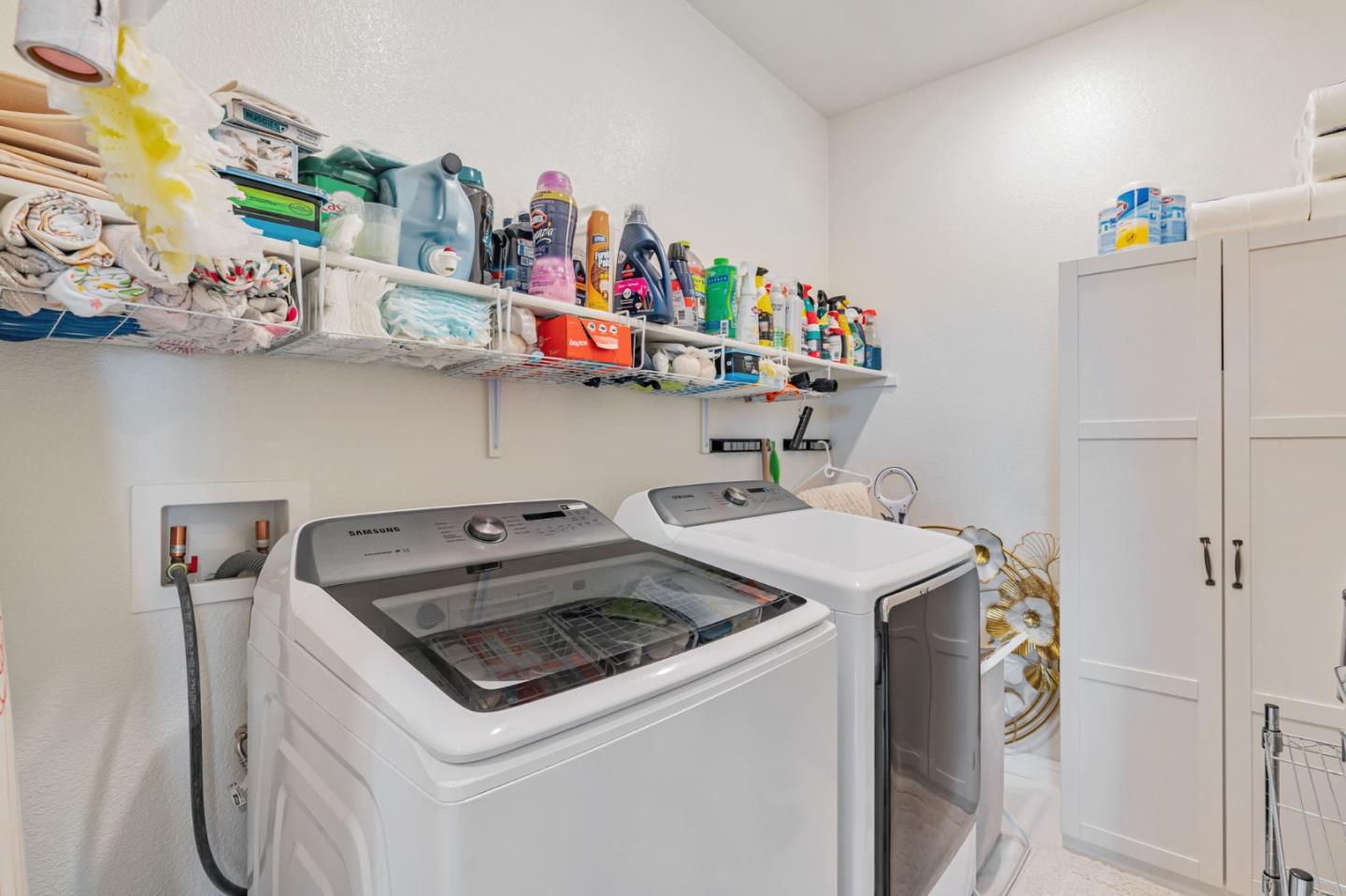 Detail Gallery Image 23 of 28 For 2880 Grayson Ct, Hollister,  CA 95023 - 4 Beds | 2 Baths