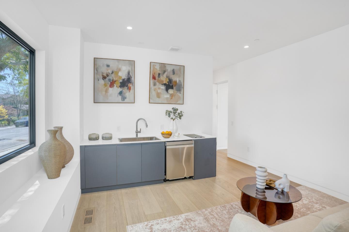 Detail Gallery Image 24 of 65 For 957 Clara Dr, Palo Alto,  CA 94303 - 5 Beds | 5/1 Baths