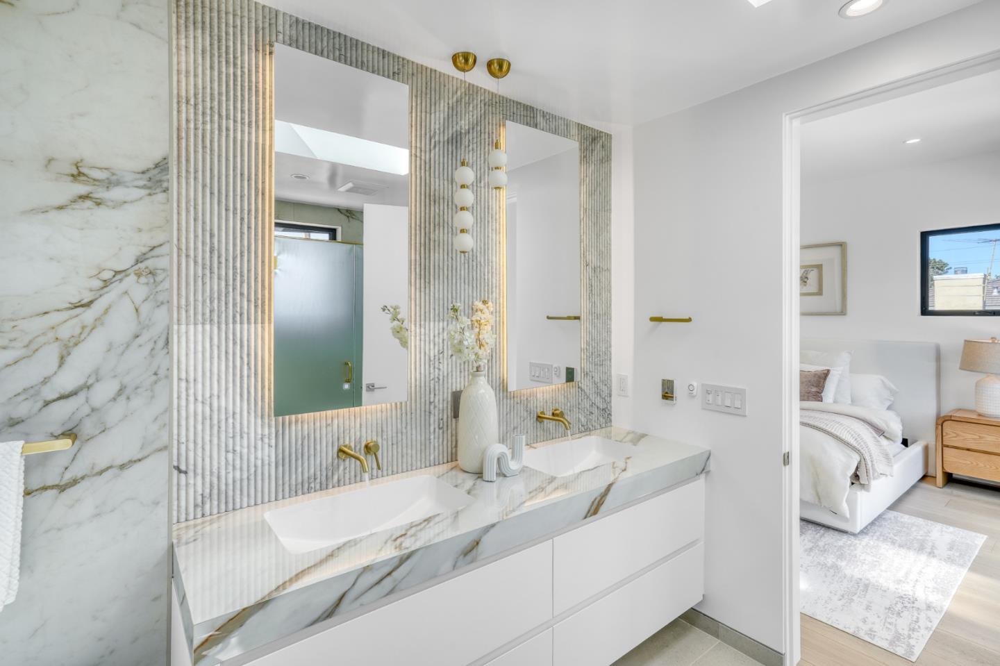 Detail Gallery Image 35 of 65 For 957 Clara Dr, Palo Alto,  CA 94303 - 5 Beds | 5/1 Baths