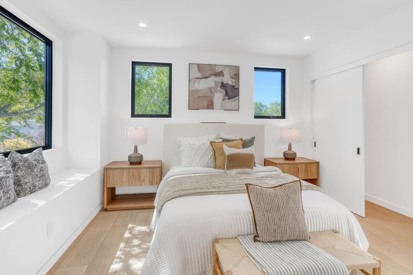 Detail Gallery Image 44 of 65 For 957 Clara Dr, Palo Alto,  CA 94303 - 5 Beds | 5/1 Baths