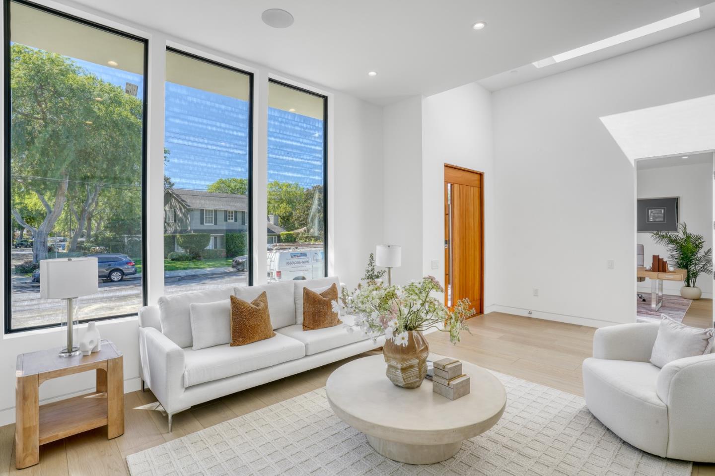 Detail Gallery Image 6 of 65 For 957 Clara Dr, Palo Alto,  CA 94303 - 5 Beds | 5/1 Baths