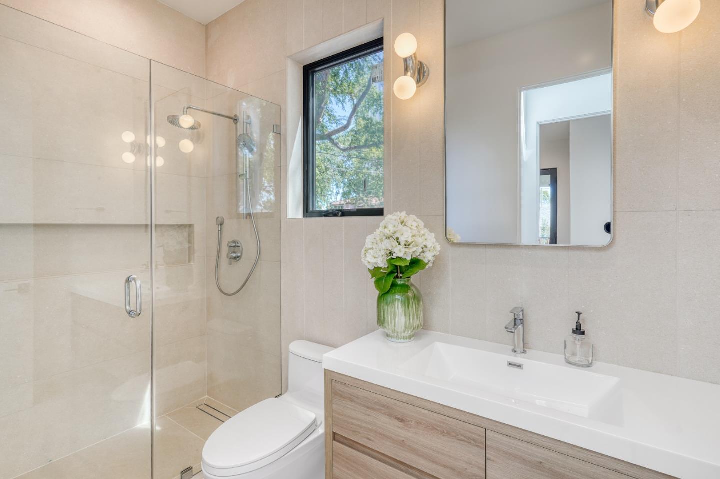 Detail Gallery Image 63 of 65 For 957 Clara Dr, Palo Alto,  CA 94303 - 5 Beds | 5/1 Baths