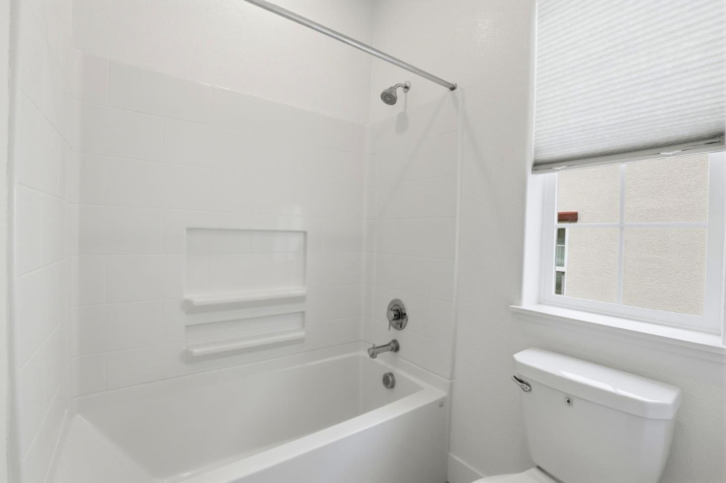 Detail Gallery Image 34 of 45 For 7060 Spumante Way, Gilroy,  CA 95020 - 4 Beds | 3 Baths