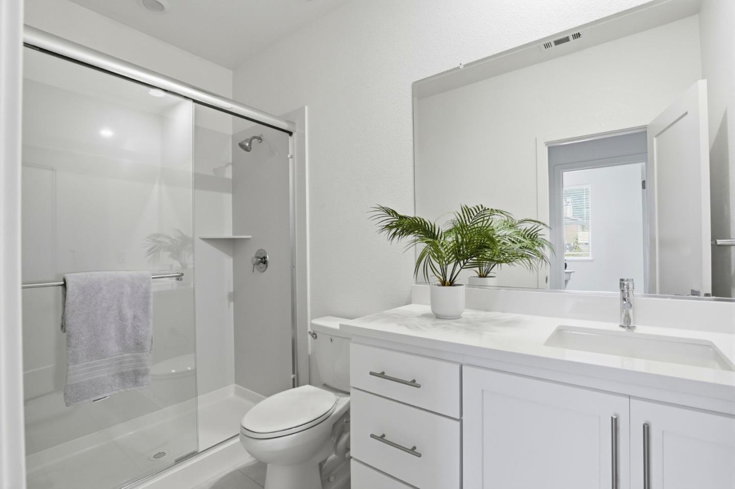 Detail Gallery Image 5 of 45 For 7060 Spumante Way, Gilroy,  CA 95020 - 4 Beds | 3 Baths