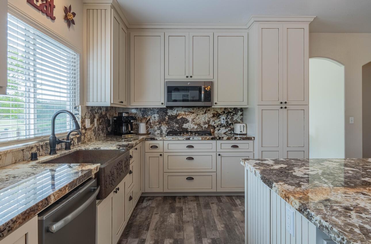 Detail Gallery Image 21 of 68 For 115 Emerald Way, San Juan Bautista,  CA 95045 - 4 Beds | 3 Baths